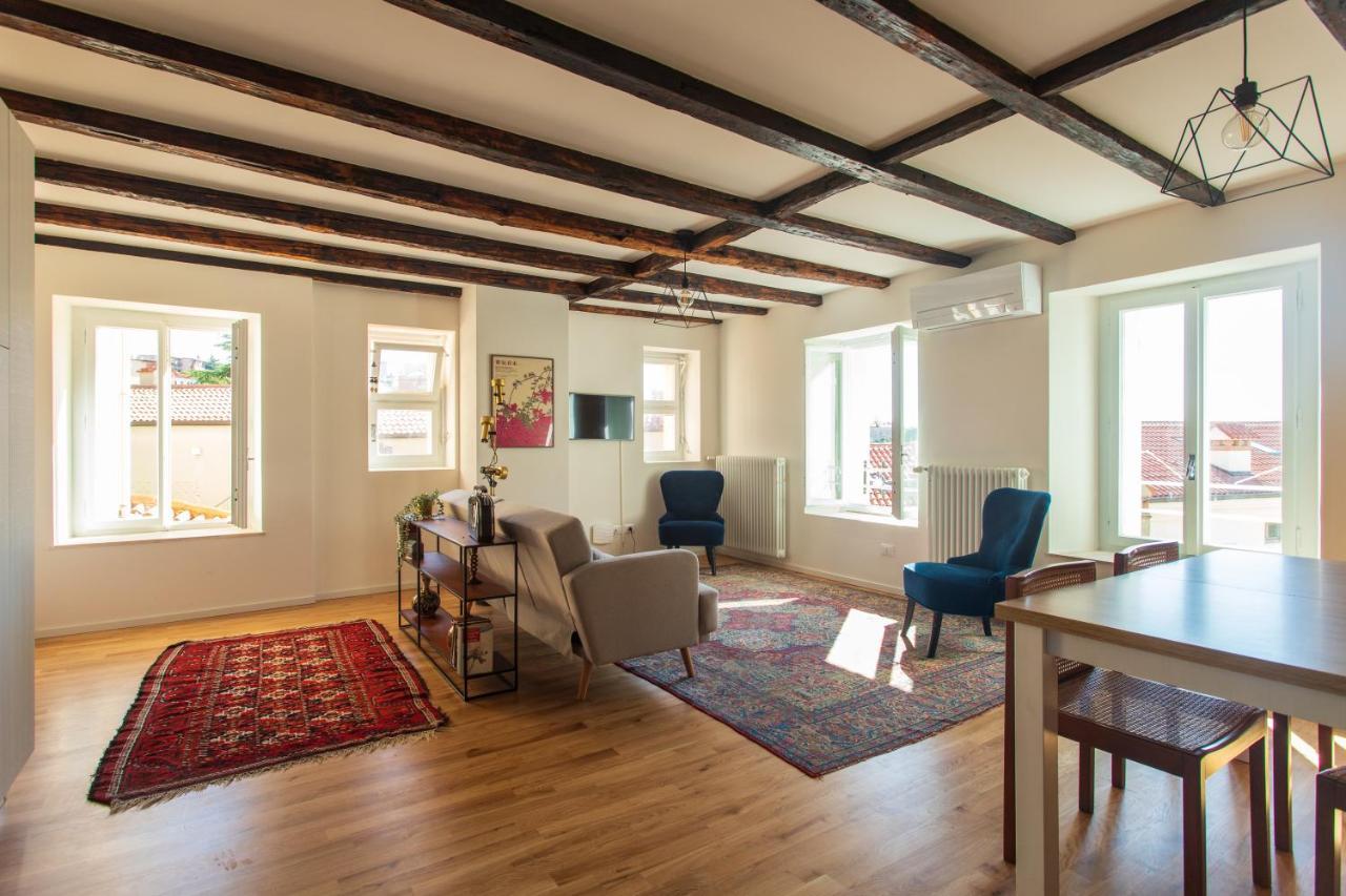 Ora Et Labora Apartment Trieste Luaran gambar