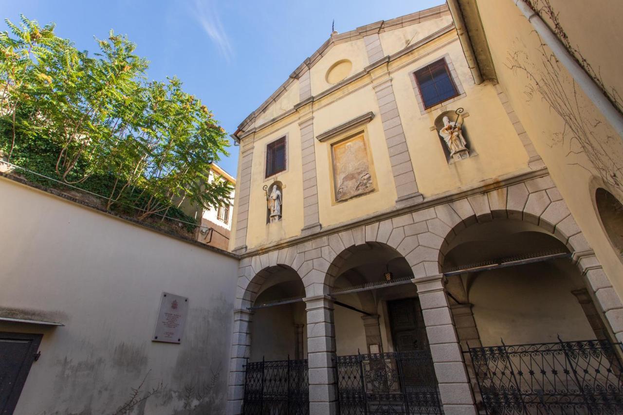 Ora Et Labora Apartment Trieste Luaran gambar